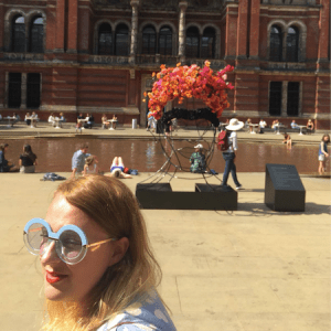 Lisa outside the V&A with the Frida sculpture